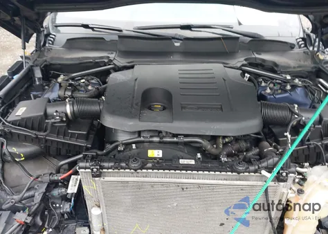 2021 Land Rover Range Rover Westminster from USA, damaged, VIN SALGS2RU9MA453195